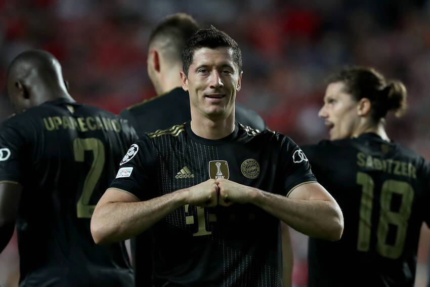 Barcelona aumenta a oferta para fechar com Robert Lewandowski