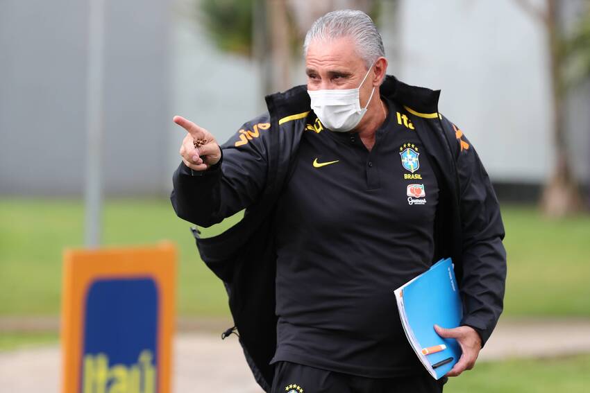 Tite convoca seleção brasileira; Galo acerta com Godín e novo técnico