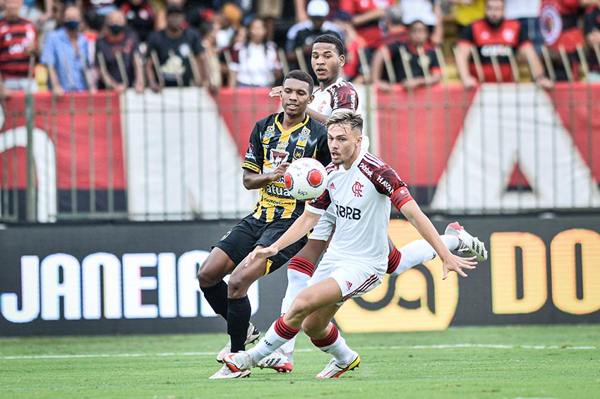 Flamengo enfrenta o Boavista pelo Carioca na estreia de Paulo Sousa