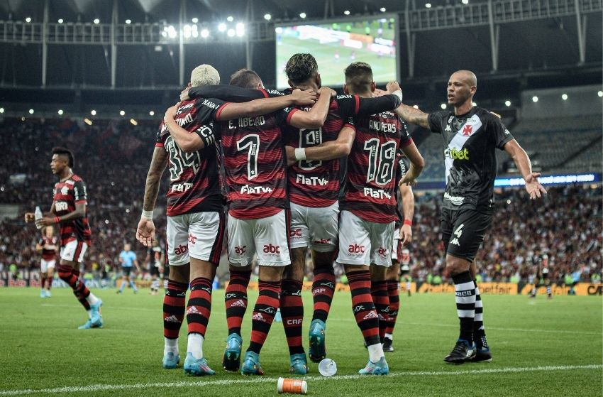 Pablo é apresentado no Flamengo; Ingressos à venda da semi do Carioca