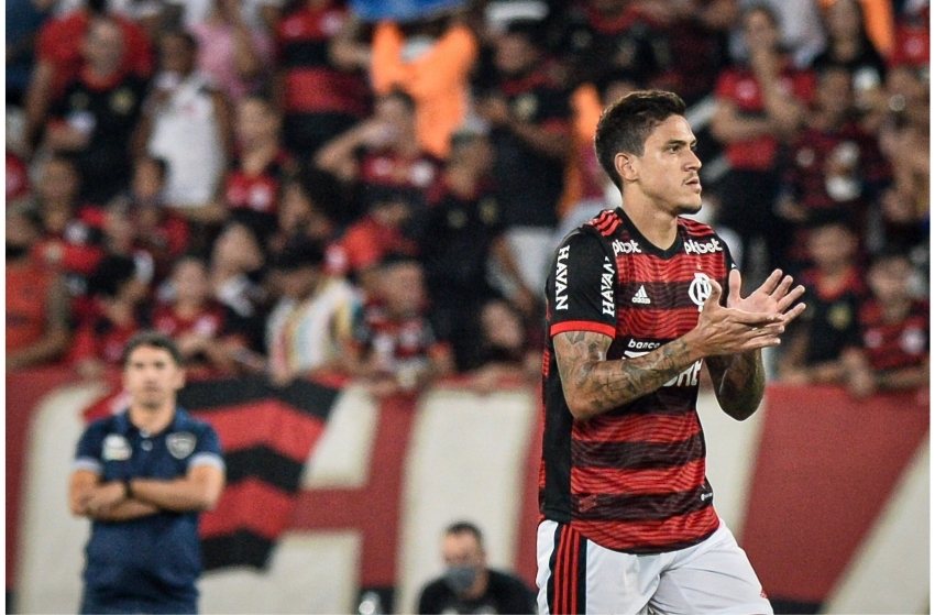 Pedro no Palmeiras? Verdão mantém interesse mesmo com recusa do Fla