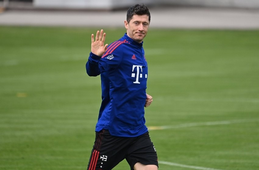 Barcelona faz proposta oficial por Robert Lewandowski