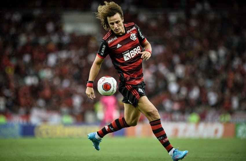 Flamengo: David Luiz se recupera de lesão e pode jogar contra o Goiás
