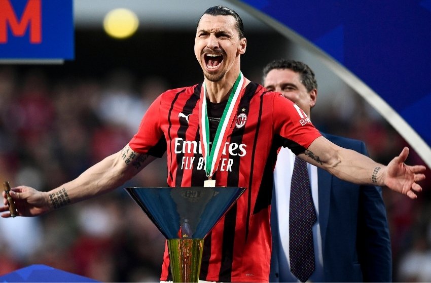 Ibrahimovic, do Milan, opera o joelho e ficará oito meses sem jogar