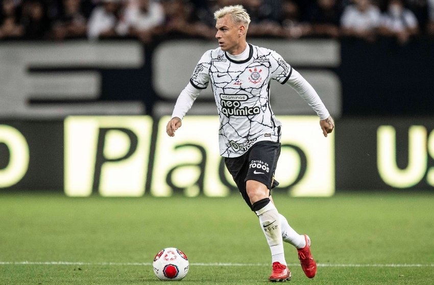 Corinthians: Vítor Pereira explica frase sobre o Liverpool e Róger Guedes Corinthians: Vítor Pereira explica frase sobre o Liverpool e Róger Guedes