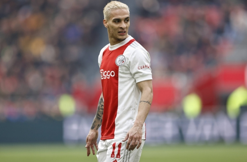 Manchester United perto de anunciar atacante Antony, ex São Paulo