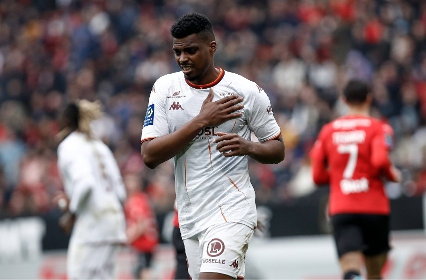 Atlético-MG encaminha acordo com Jemerson para volta do zagueiro Atlético-MG encaminha acordo com Jemerson para volta do zagueiro