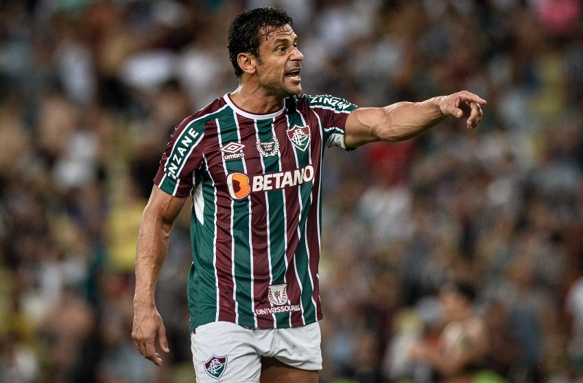 Fluminense: Fred é relacionado para jogo contra o Avaí após um mês fora