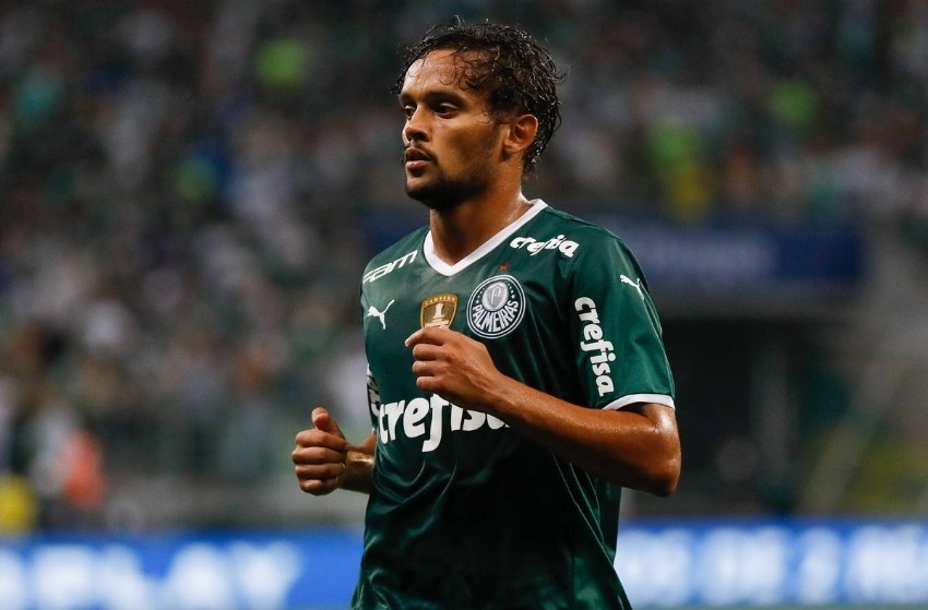 Palmeiras tenta renovar com Scarpa, que deseja jogar na Europa