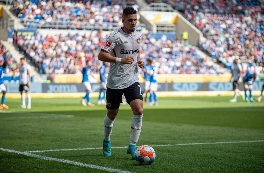 Vasco faz consulta pelo atacante Paulinho, do Bayer Leverkusen