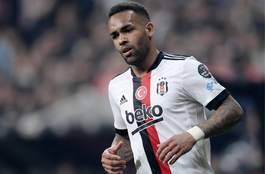 Alex Teixeira diz que recusou outras propostas para jogar no Vasco