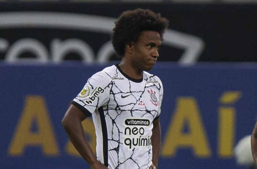 Corinthians: Willian confirma que está de saída do clube