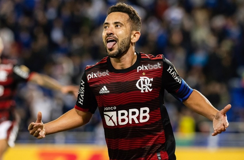 Flamengo: Everton Ribeiro baterá marca de Junior na Libertadores