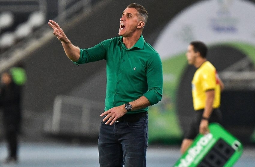 América-MG renova com técnico Vagner Mancini até o fim de 2024
