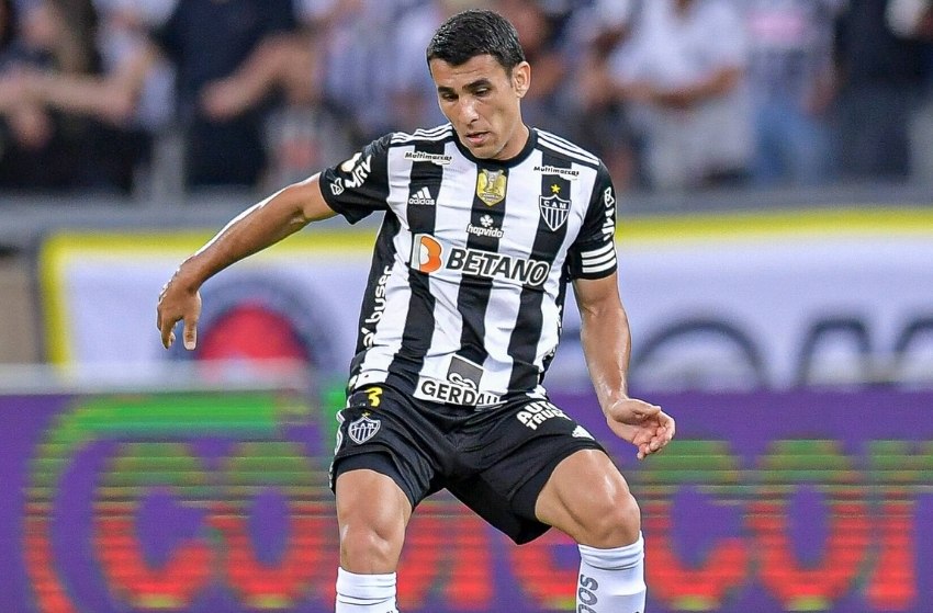 Atlético-MG: Junior Alonso e Rubens voltam, e Hulk treina