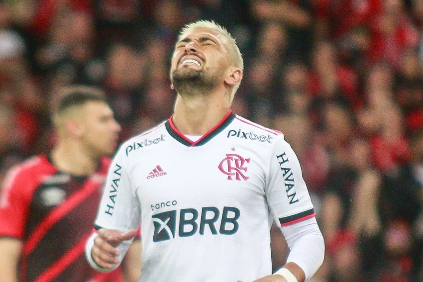 Flamengo: Arrascaeta não treina e vira dúvida para partida contra o Ceará