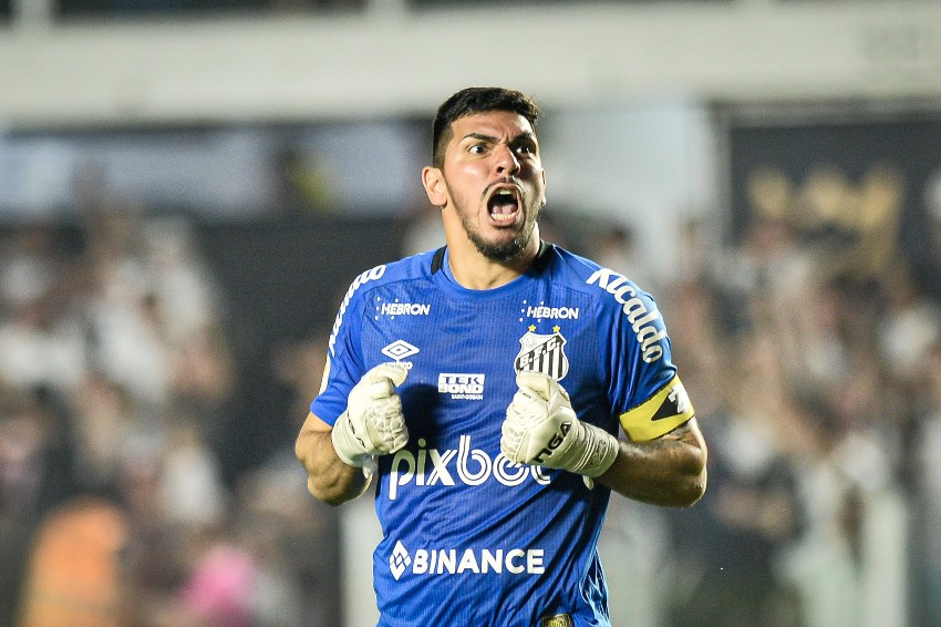 Brasileirão: Luan marca e Santos vence o Athletico na Vila Belmiro