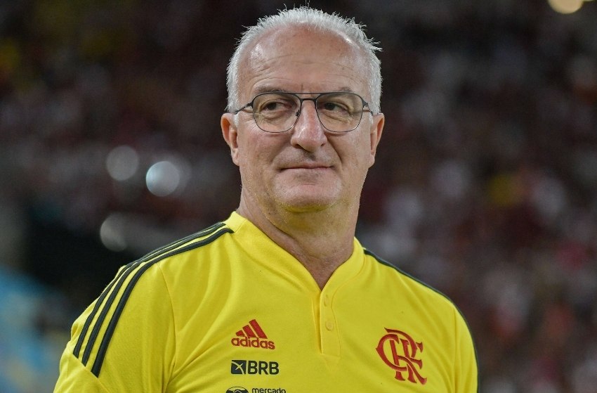 Flamengo encara o Corinthians sem ter surpresas na escalação