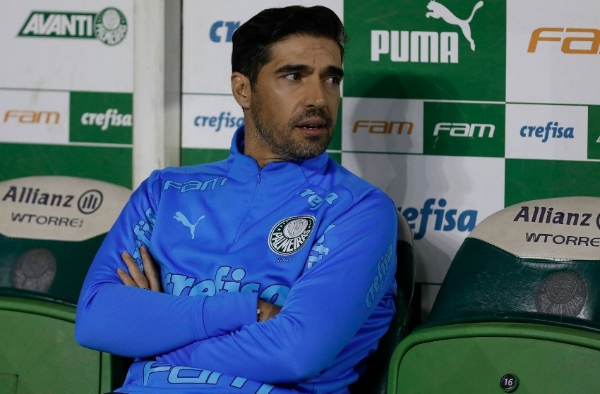 Palmeiras: Abel Ferreira busca substituto para Rony no ataque