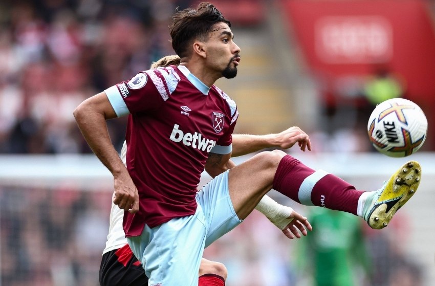 Lucas Paquetá sente lesão e fica fora de partida do West Ham