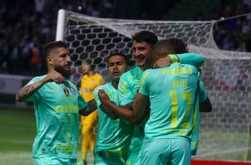 Palmeiras vence o Avaí e se aproxima do título do Brasileirão