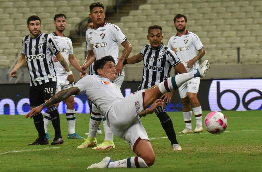 Brasileirão: Cano marca, e Fluminense bate o Ceará no Castelão