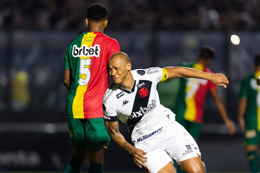 Série B: Com gol no fim, Vasco perde para o Sampaio Corrêa