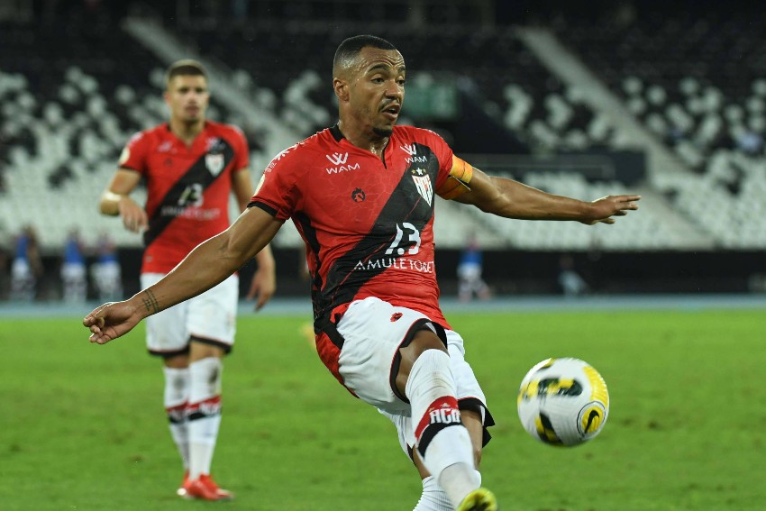 Brasileirão: Fluminense leva a virada e perde para Atlético-GO