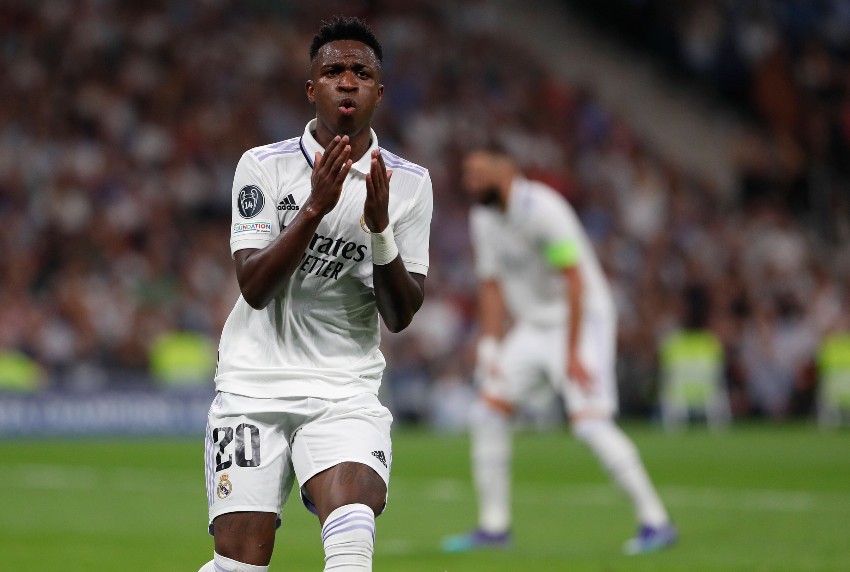 Champions: Rodrygo e Vini Jr. marcam e Real vence o Shakhtar