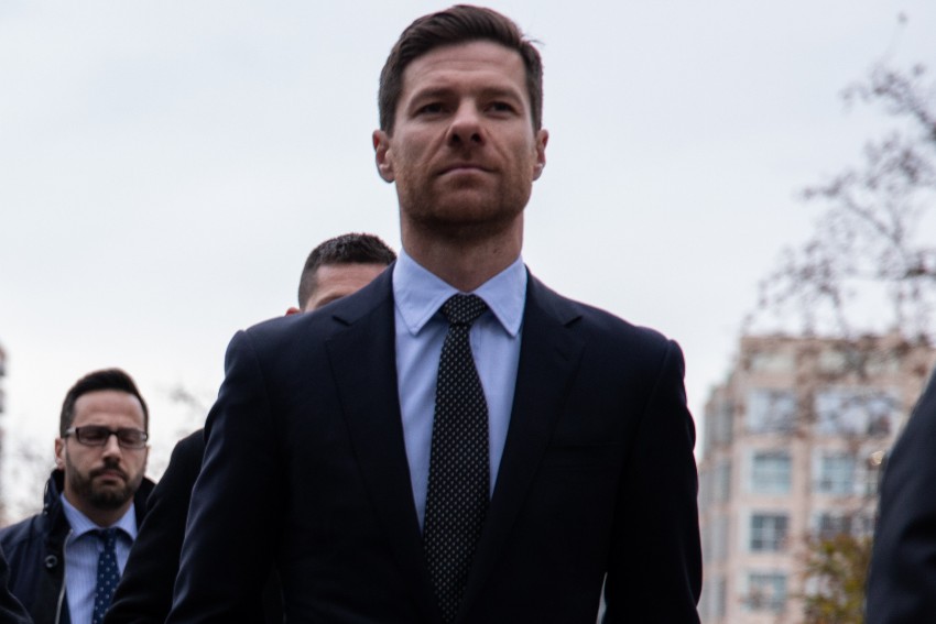 Bayer Leverkusen anuncia Xabi Alonso como técnico