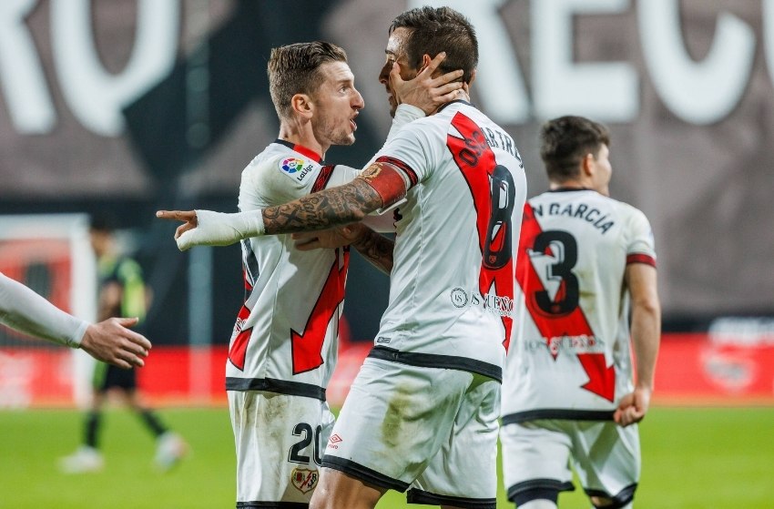 Rayo Vallecano vence o Real Madrid