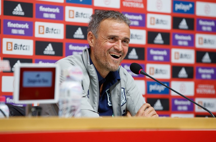 Luis Enrique, técnico da Espanha Luis Enrique, técnico da Espanha