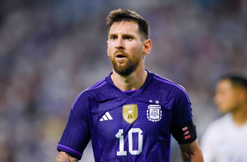 Argentina goleia os Emirados Árabes em amistoso para a Copa