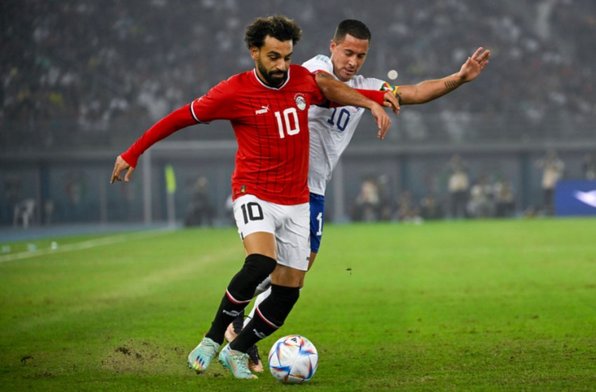 Salah e Hazard no amisoso entre Egito e Bélgica