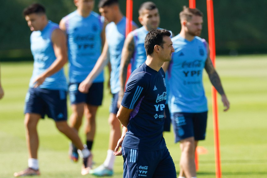 Argentina prepara mudanças para duelo contra o México