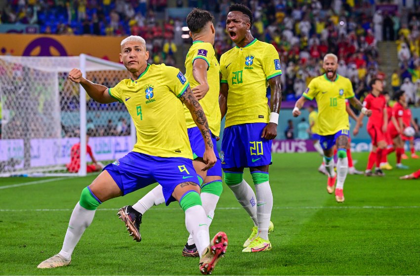 Seleção brasileira comemora gol na Copa do Mundo
