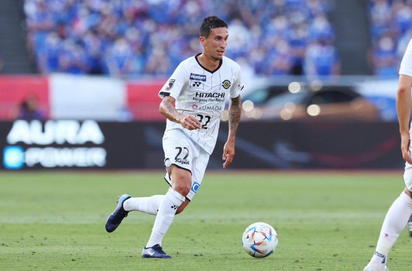 Santos confirma a contratação do volante Dodi, ex-Fluminense