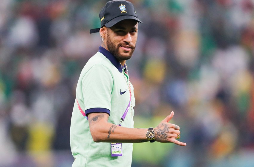 Brasil: Neymar treina com bola após lesão e anima para retorno