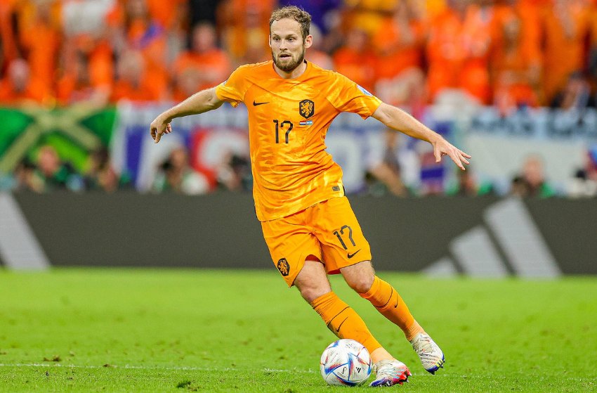 Daley Blind deixa o Ajax para jogar pelo Bayern de Munique