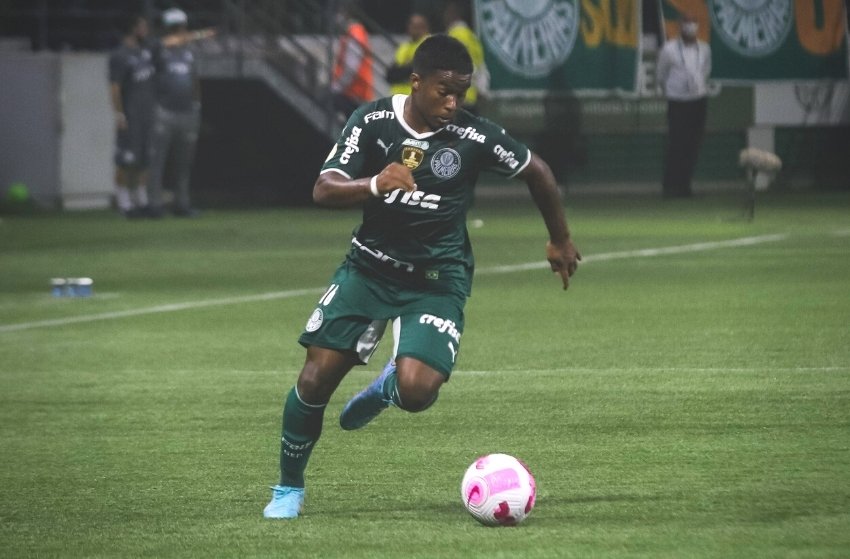 Endrick, do Palmeiras, é o 5º em lista de jogadores promissores
