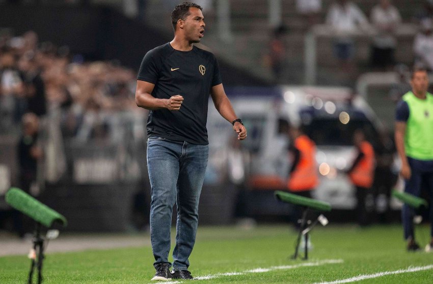 Corinthians: Maycon vai ser poupado contra a Inter de Limeira