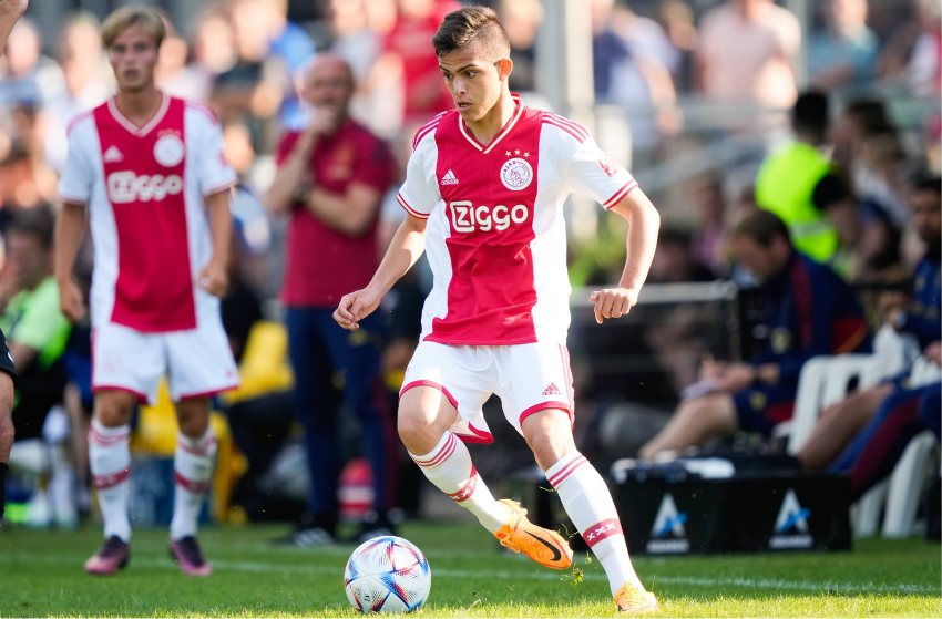 Fluminense contrata o meia-atacante Giovanni Manson, ex-Ajax