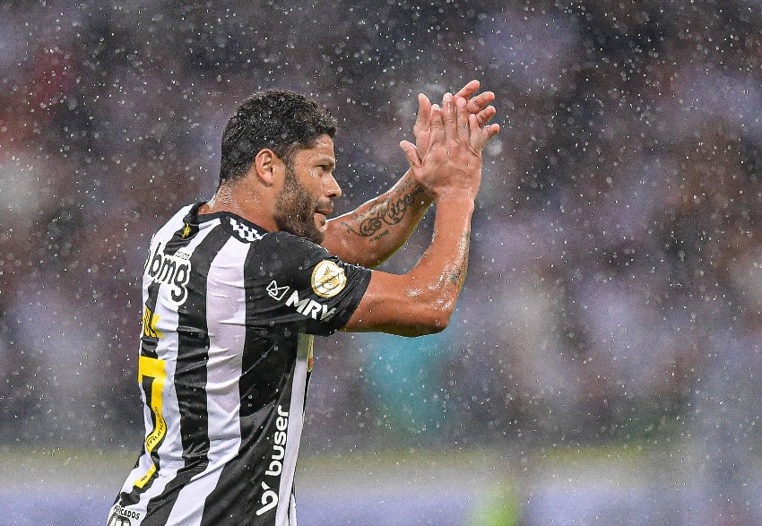 Com gol de Hulk, Atlético-MG bate o Tombense no Mineiro
