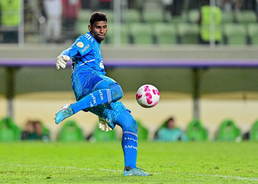 Hugo Souza, do Flamengo