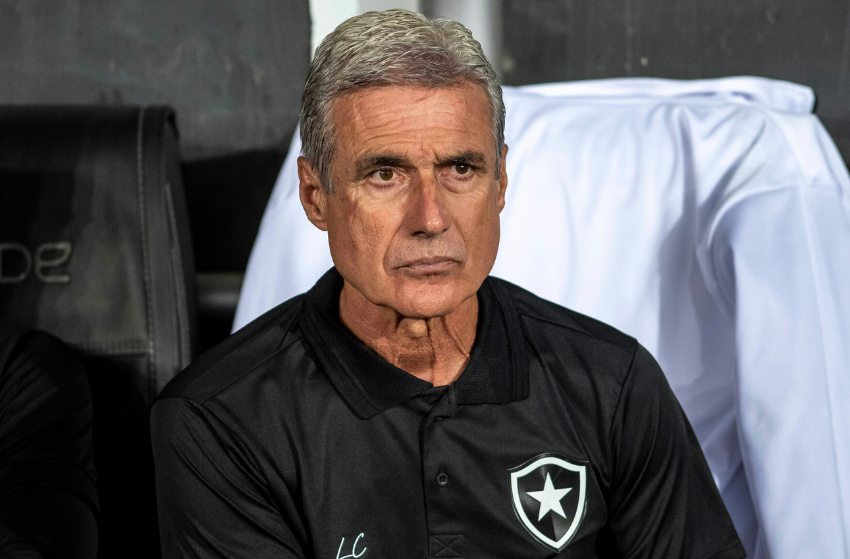 Botafogo tem oito desfalques para jogo contra o Volta Redonda