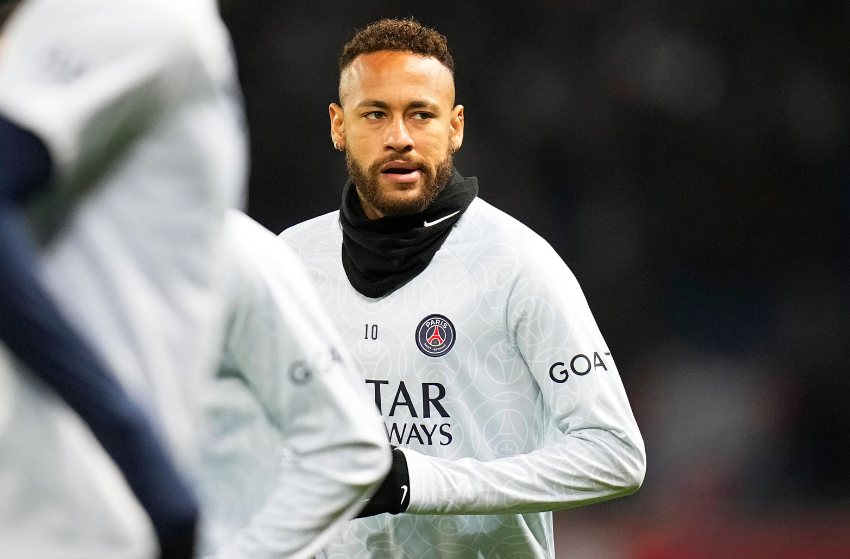 Neymar treina e garante que está focado nos objetivos do PSG