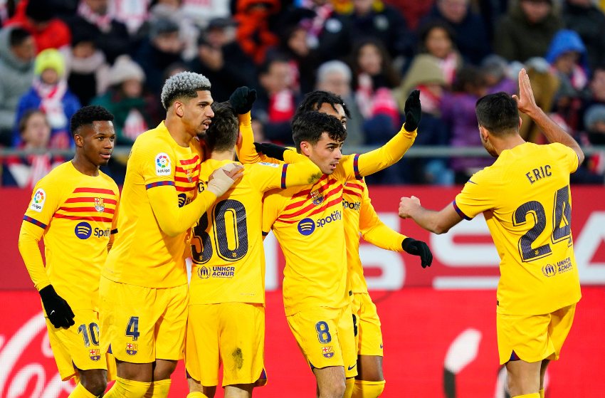 Barcelona vence o Girona e amplia vantagem para o Real Madrid