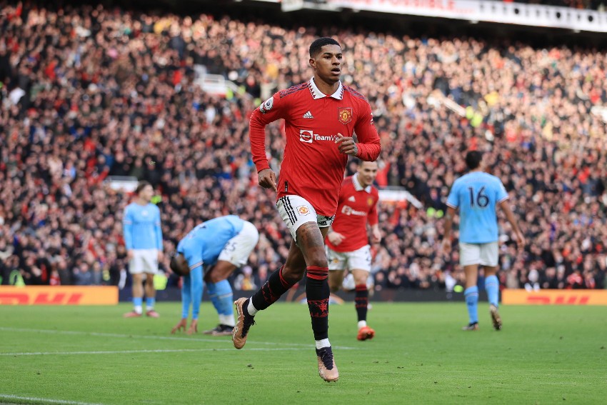 Manchester United vence o Manchester City de virada no Inglês