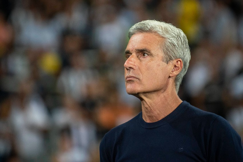 Botafogo vence o Fluminense pelo Campeonato Carioca