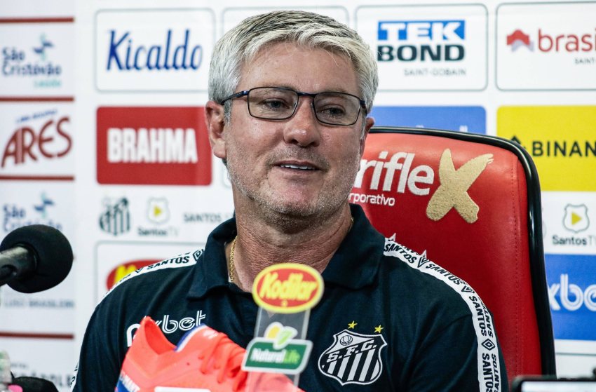 Odair Hellmann, do Santos Odair Hellmann, do Santos